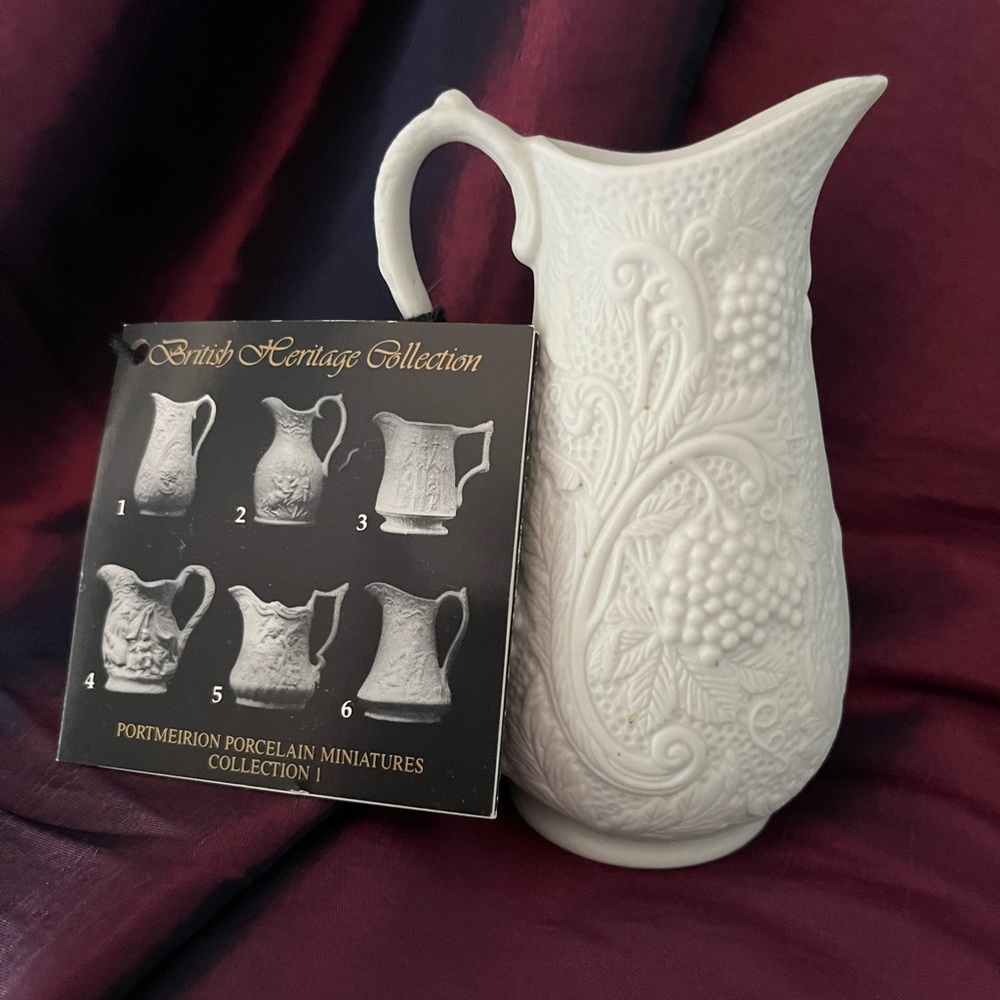 PORTMEIRON British Heritage Collection Miniture